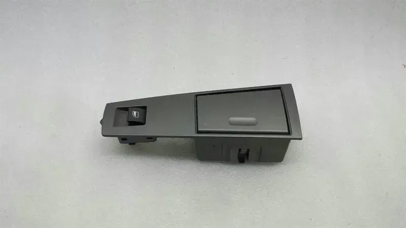 BMW 7 series E65 RRH Ashtray 7024490 Rear Right Ashtray