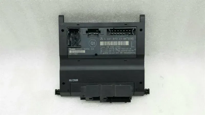 Mercedes S-Class W221 seat control unit left A2218702386 left seat control unit