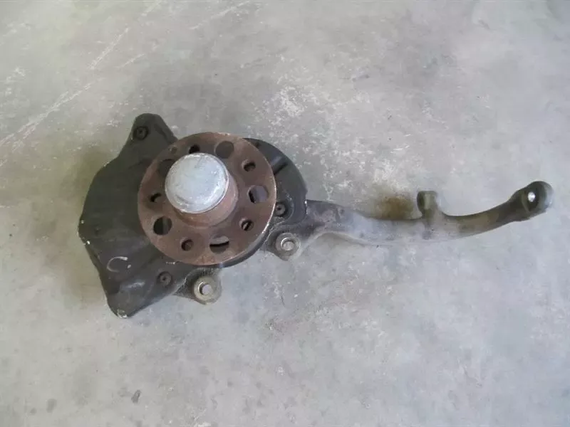 Mercedes CL W216 Left Front Hub A2213324501 Wheel Bearing Housing Front Left. W221