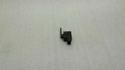Mercedes CL W216 W221 Xenon Level Sensor A0105427717 Rotation Angle Sensor