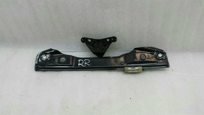 Mercedes W176 window regulator rear right A1767300279 rear right window regulator