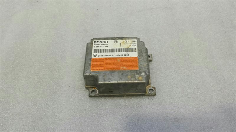 Mercedes CLS W219 Safety Module ECU A2118705885 Air Control Unit SRS