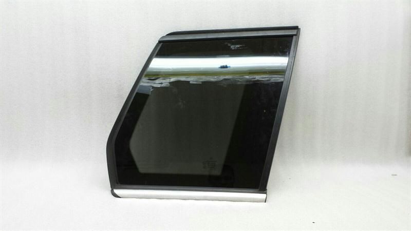 Mercedes GLK X204 R 1/4 glass A2046703054 door window 1⁄4 rear right dark tinted