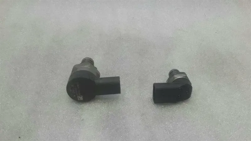 BMW 5 Series E60 Fuel Pressure Sensor Set 0281002481 Rail Pressure Control Valve Kit