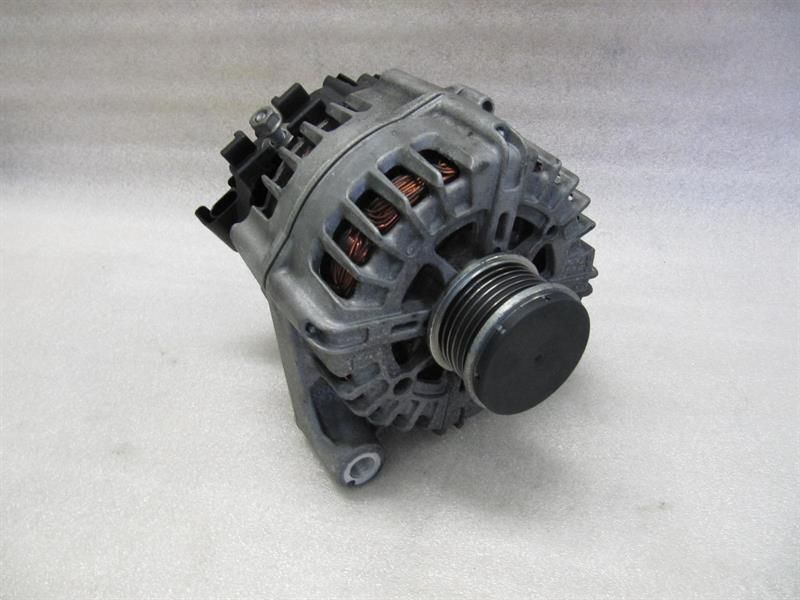 320d BMW 3 Series Alternator E92 Coupe Alternator FG18D057 150A 8507623 E90