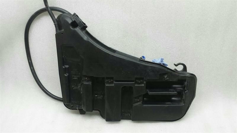 BMW M5 F10 Washer Fluid Reservoir 8050439 Washer Fluid Reservior Tank