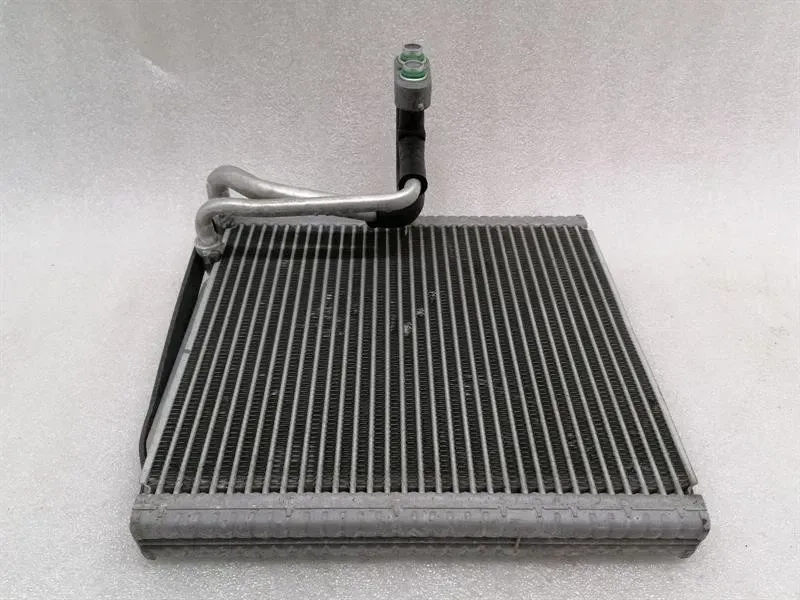 Tesla Model S 70 Water Radiator HVAC Water Cooler Chiller HVAC XEATER