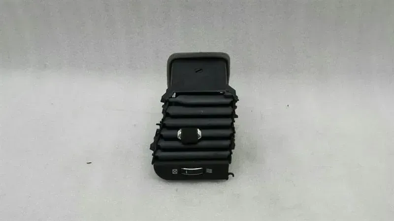 Jeep Cherokee right air vent 1UE22DX9AB ventilation nozzle ventilation grille right 2013