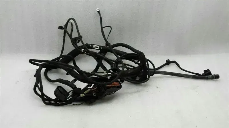 Audi A4 8K left cut off wiring 6Q0973038A harness front left