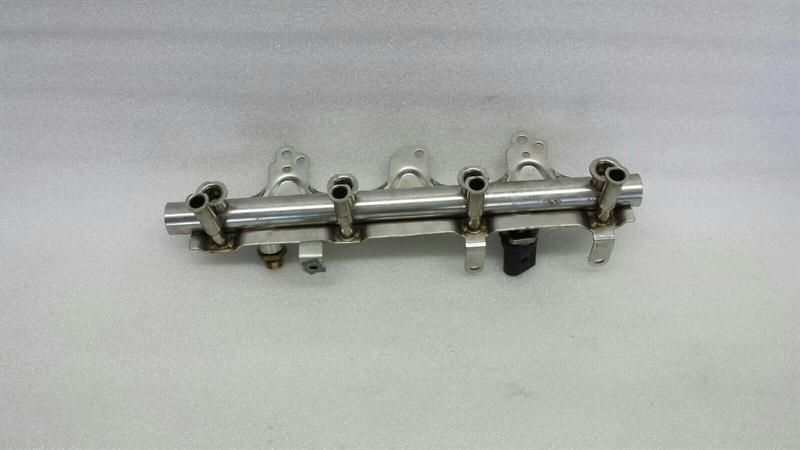 Audi A3 8P Fuel Rail 06J133317M Fuel Injection Moulding Pipe Distributor CES 2.0TFSI