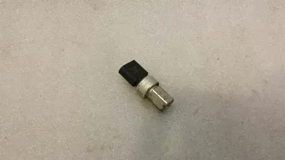 Audi A3 8P pressure switch air conditioning 1K0959126A A/C pressure switch
