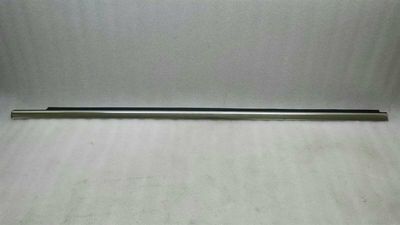 Mercedes C Class W204 FRH Door Moulding A2047252865 Front Right Door Strip