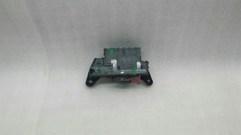 Mercedes SL R230 Fuse Box A2305450801 Fuse Box