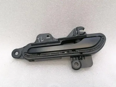 Дверная ручка Tesla Model 3 Standard Range 1528114-00-C, левая, левая