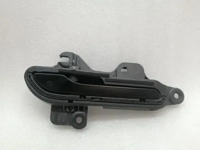 Poignée de porte avant droite Tesla Model 3 1528115-00-D Poignée de porte avant Re