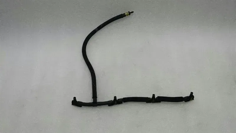 Audi A4 8K Fuel Line 03L201 Fuel Line 2.0TDI