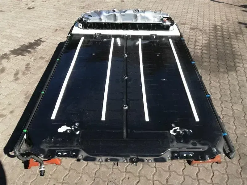 TESLA MODEL 3 LONG RANGE LFP cells BATTERY COMPLETE 1567439-00-C BATTERY LIFT