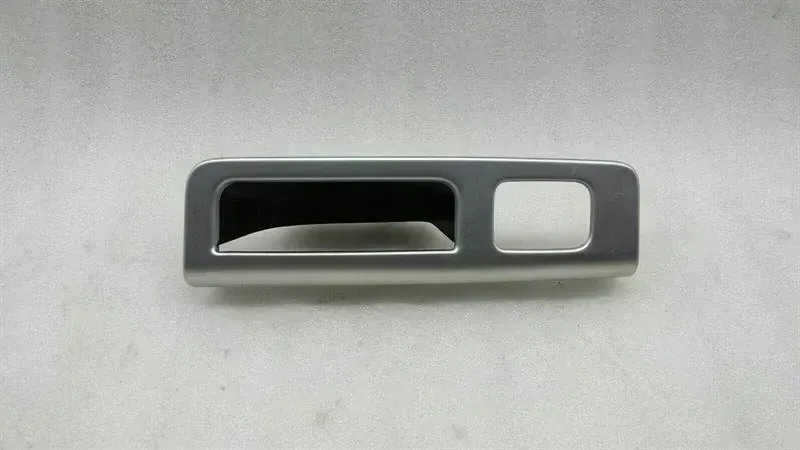 Volvo S40 V50 RLH Door Trim Cover 8663813 Rear Left Window