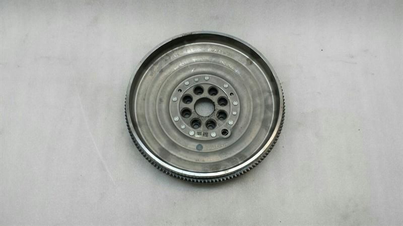 Mercedes CLA W117 Flywheel A2700301005 flywheel M270 double clutch 2.0T