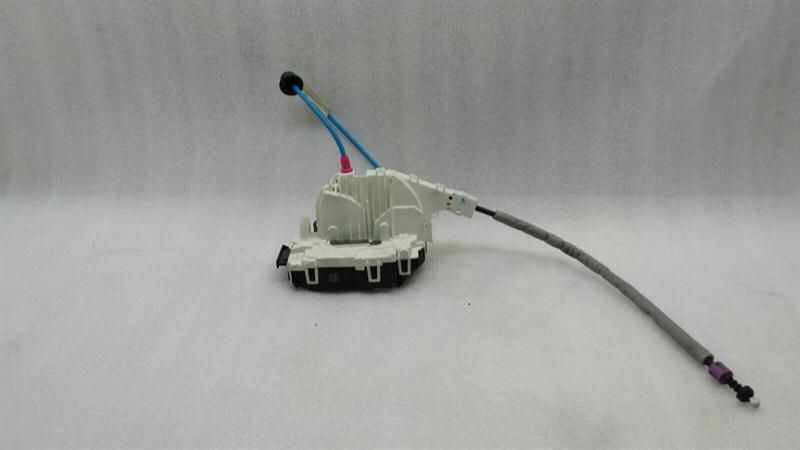 Mercedes CLA W117 RRH door lock A0997305800 door lock rear right keyless go
