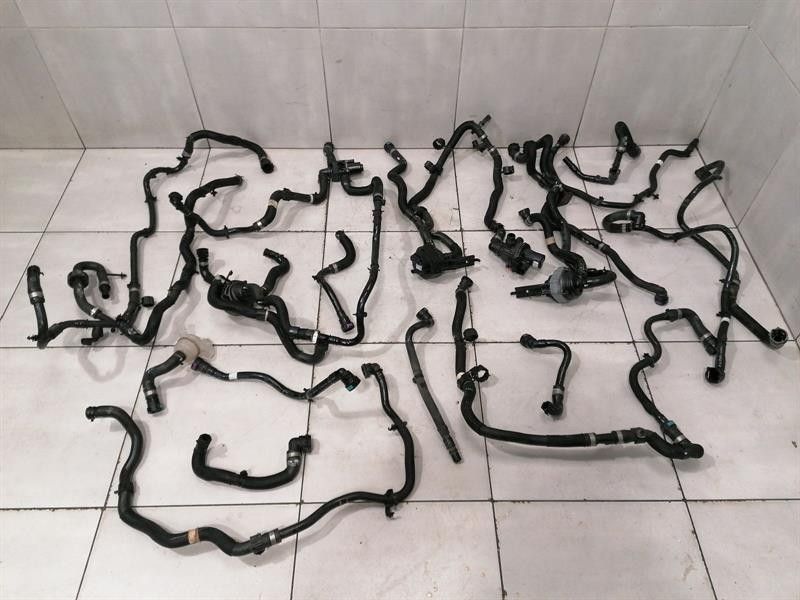 JAGUAR i-PACE X590 EV400 Cooling Pipes J9D3-8501-AA Coolant Hose Pipe