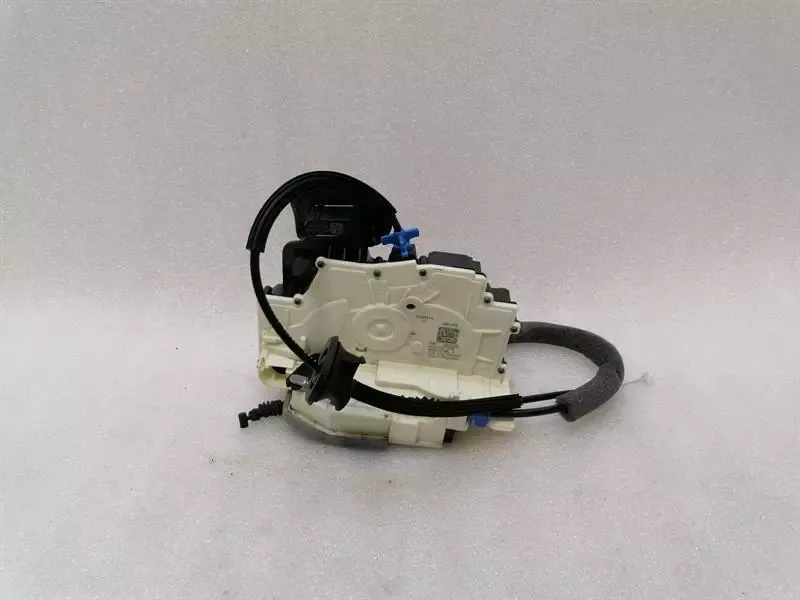 Porsche Taycan 9J Door Lock 4N2837016 Door Lock FRONT RIGHT RHD