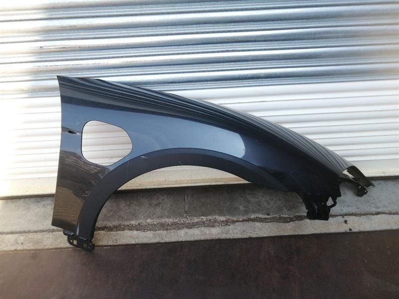 Porsche Taycan 9J Right Wing 9J1821102AY WITH POWER DOOR Front Right Fender