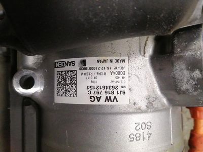Porsche Taycan 9J A/C Kompressor 9J1816797C Luftkonditionering Kompressor