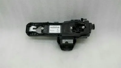 Support de poignée de porte gauche Mercedes GLA X156 A2047601700 support de poignée de porte gauche