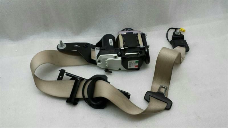 Mercedes W212 seat belt belt front right A2128609485 front seatbelt