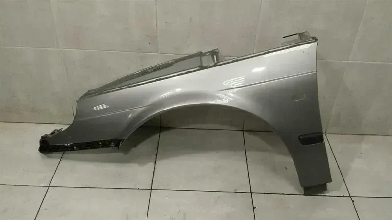 SAAB 9-5 95 Left Wing 4826020 Front Left Fender 2001-2005