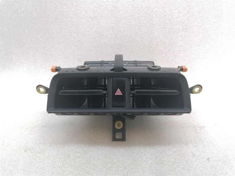 Porsche Taycan 9J air vent 9J1819111B ventilation nozzle ventilation grille