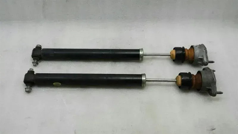 Mercedes E Class W212 Shock Absorbers Rear A2123504630 Rear Shock Absorbers Set