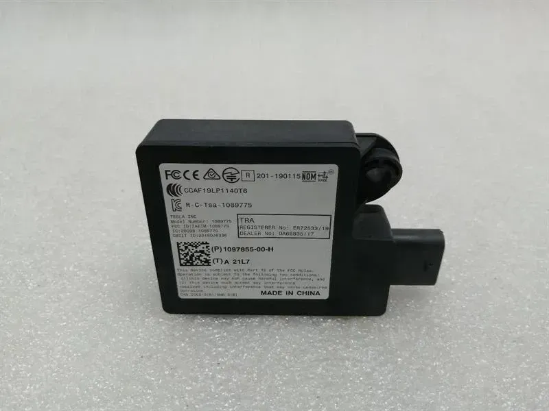 Tesla Model 3 Rear Bumper Comfort Control Unit 1097855-00-H ECU