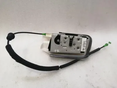 Tesla Model 3 durvju slēdzene 1500673-01-B durvju slēdzene PRIEKŠĒJĀ LABĀ PRIEKŠĀ LABĀ