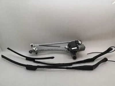 Электродвигатель стеклоочистителя переднего стекла Tesla Model 3 Standard Range 1095855-CN-B, правостороннее рулевое управление, правостороннее управление