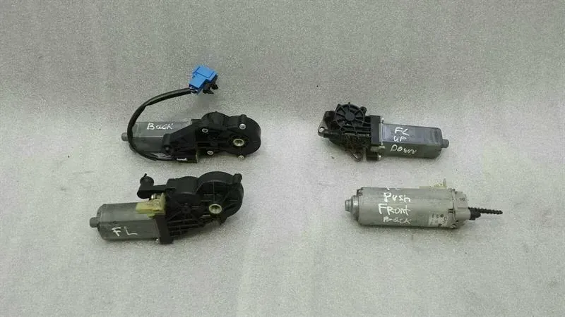 Mercedes CLS W219 FLH seat adjustment A0068205942 seat front left engine set