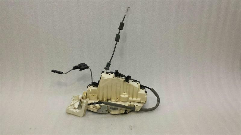 Mercedes S-Class W221 Front Right Door Lock A2217201635 Door Lock Front Keyless Go