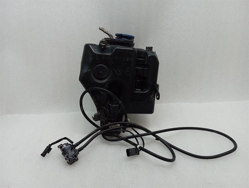 Mercedes S-Class W222 Washer Fluid Reservior A2228690520 Washer Fluid Reservoir