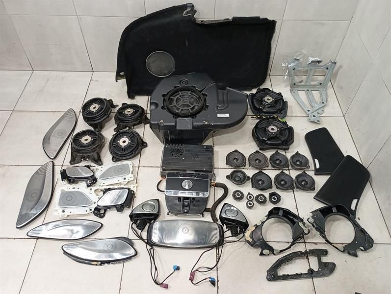 Mercedes S W222 Speaker A2228205502 Burmester High End Sound System Loudspeakers