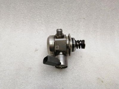 BMW 7 F02 F01 бензинова помпа високо налягане 7574440 помпа високо налягане бензин N74 760i