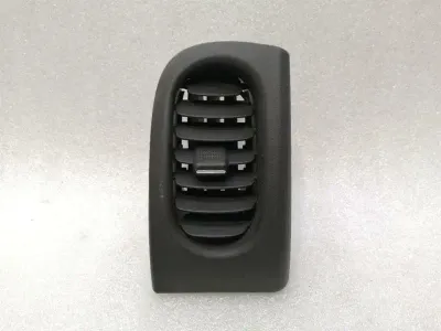 Chevrolet Corvette C6 labā ventilācijas atvere 10323198 ventilācijas sprausla ventilācijas režģis labais