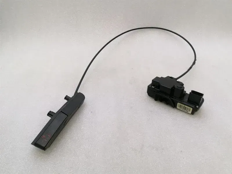 Chevrolet Corvette C6 Door Lock 15946780 Door Lock RH Right Right