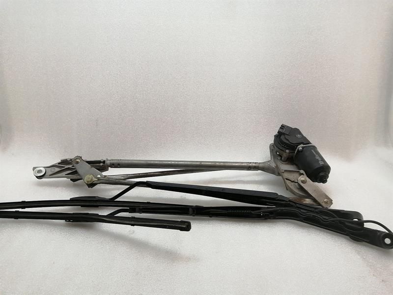 Chevrolet Corvette C6 Front Wiper Engine 25820788 Wiper Motor Front