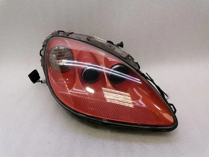 Chevrolet Corvette C6 Right Headlight 20832124 Headlight Right