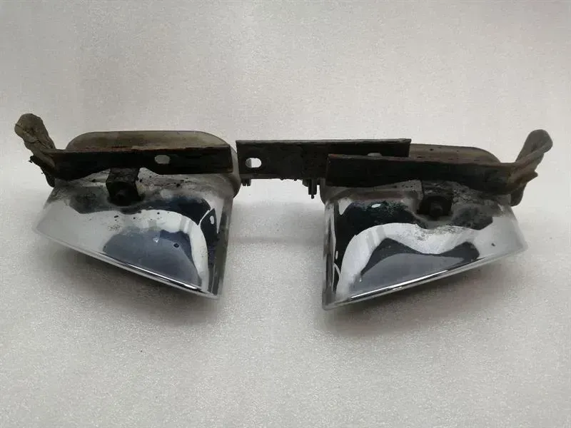 Bentley Continental Flying Spur Tail Pipe Set Of 2 3W0253682H Exhaust Trim Set