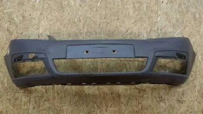 Opel Zafira främre stötfångare OP04051BA främre stötfångare 2006