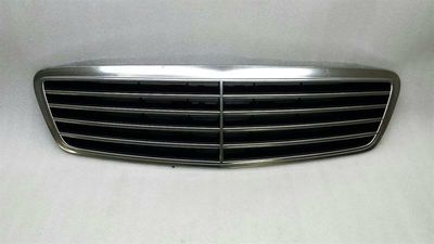 Mercedes W220 priekšējais režģis A2208800383 radiatora reste 99-02 pirms sejas liftinga