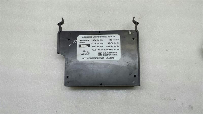 JAGUAR XJ X300 LAMP CONTROL MODULE LXF2245AA Light Control Unit