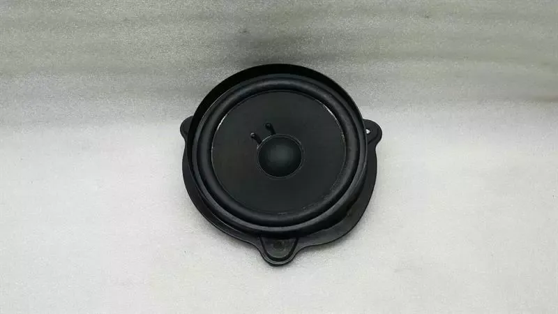 Mercedes CLS Class W219 Speaker A2198200502 Speaker Box Box Speakers